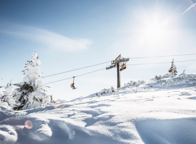 Sessellift im Skigebiet Flachau © Flachau Tourismus