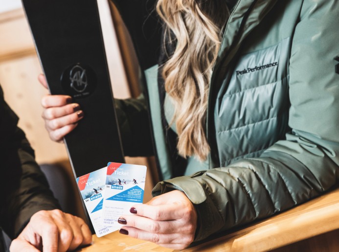 Ski amadé Skikarten erhältlich an der Rezeption im Hotel Montanara