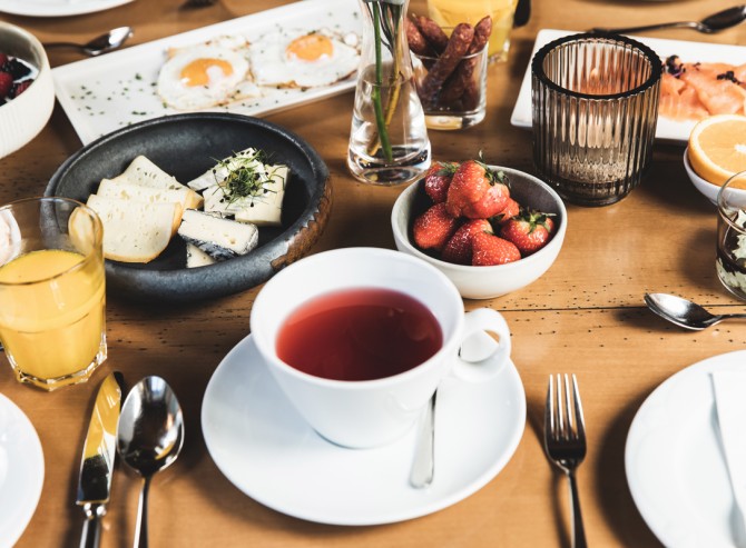 Frühstückstisch im Hotel Montanara