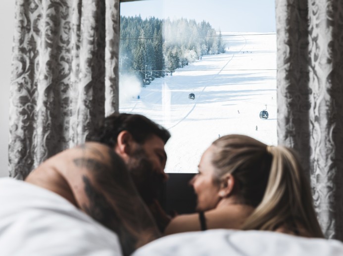 Ausblick aus dem Bett direkt auf die Pisten