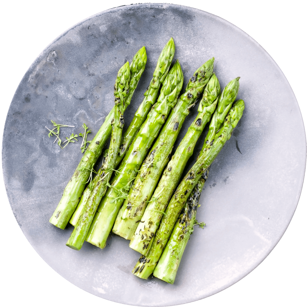 Speiseteller mit Spargel